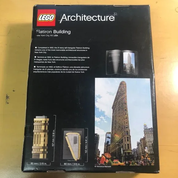 Lego Architecture Flatiron Building Set - NEW in box -Retired Product